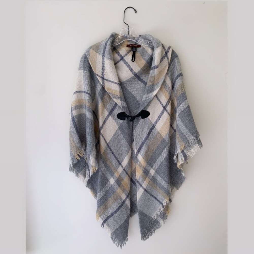 Women’s poncho